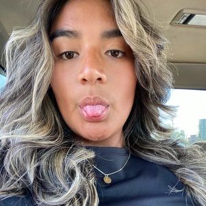 Meet your Posher, Jazmin